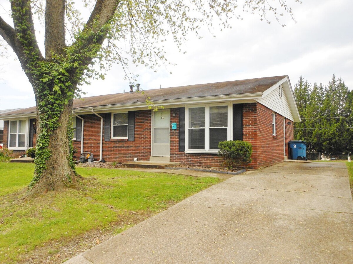 29- 30 Manor Dr. - 29- 30 Manor Dr. Unit 30 Manor Dr.