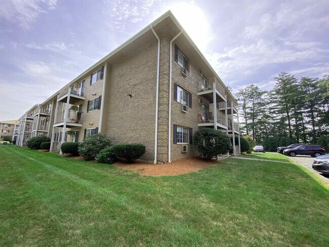 385 Huse Rd Unit 25