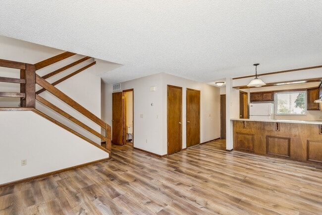 Photo - 2405 S Capri St