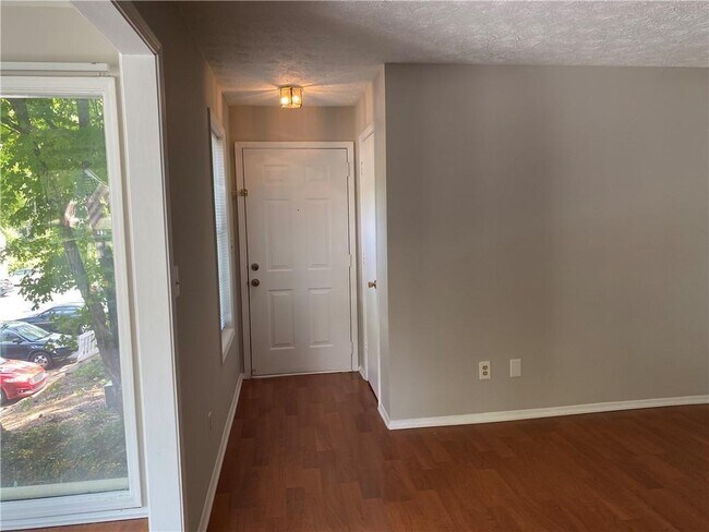 Photo - 1607 Augusta Dr