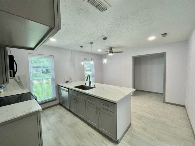 Photo - 710 Voyager Dr