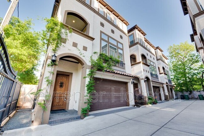 Building Photo - 6105 Stillman St