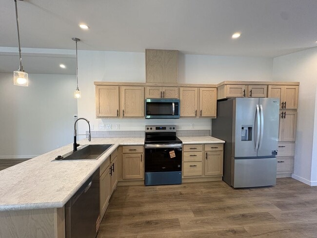 13640 SE Hwy 212