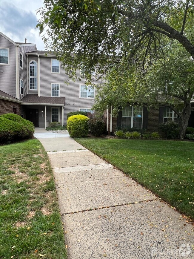 Building Photo - 7492 Elm Ct Rental