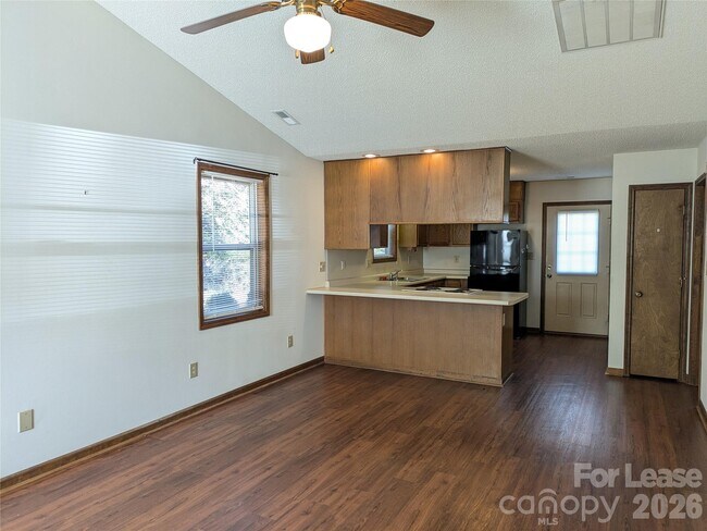 Photo - 119 Birdie Ct