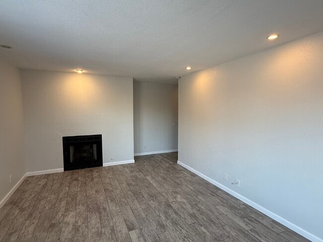 Photo - E St Condo