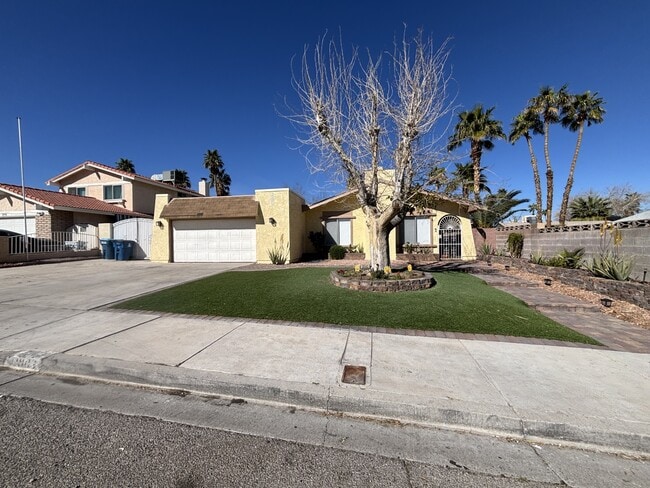 Photo - 3906 Calle De Este