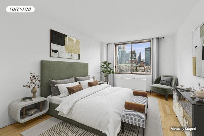 Photo - 350 W 50th St