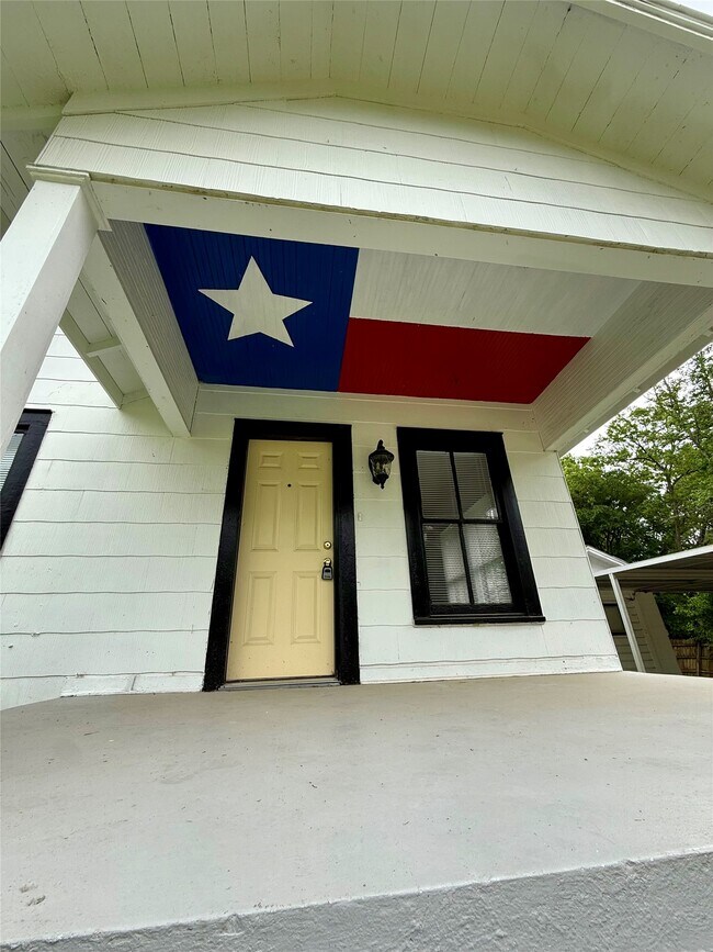 Photo - 2727 Old Houston Rd