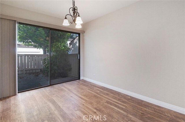 356 Mountain Ct