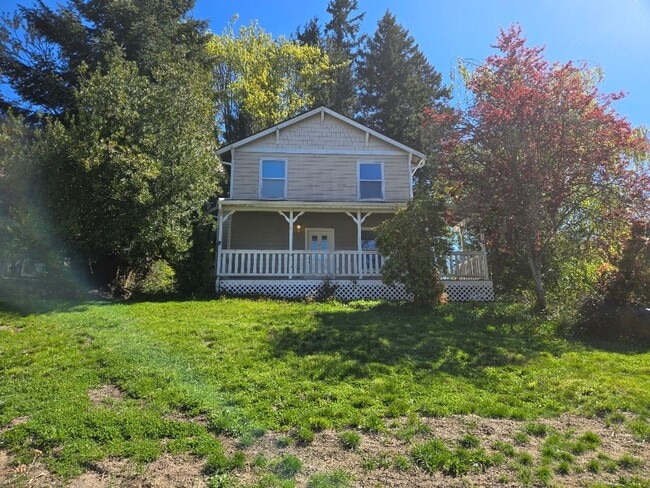 Building Photo - 3 Bedroom Duplex in Convenient Kingston Location!