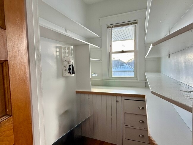 Photo - 1181 Boulevard