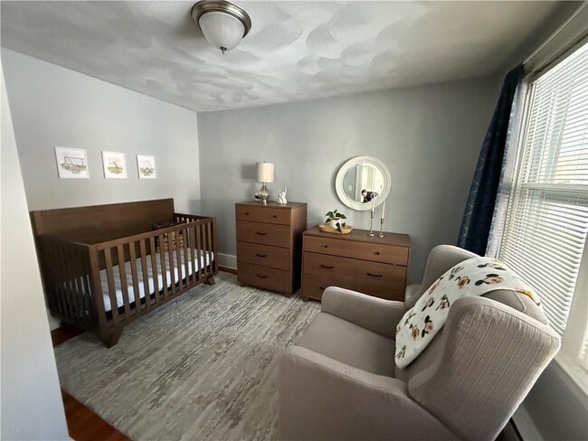 Photo - 274 Waterman Ave Unit 2