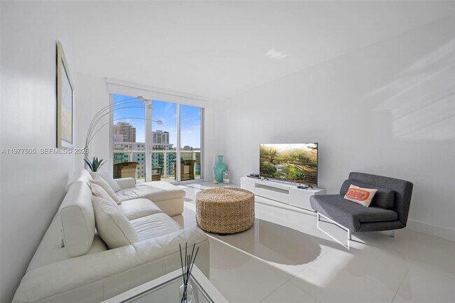 Photo - 19370 Collins Ave Unit PH-14