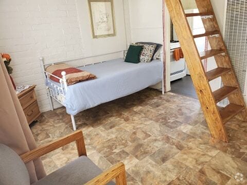 Building Photo - 131 Crowley Lake Dr Unit Studio-Loft