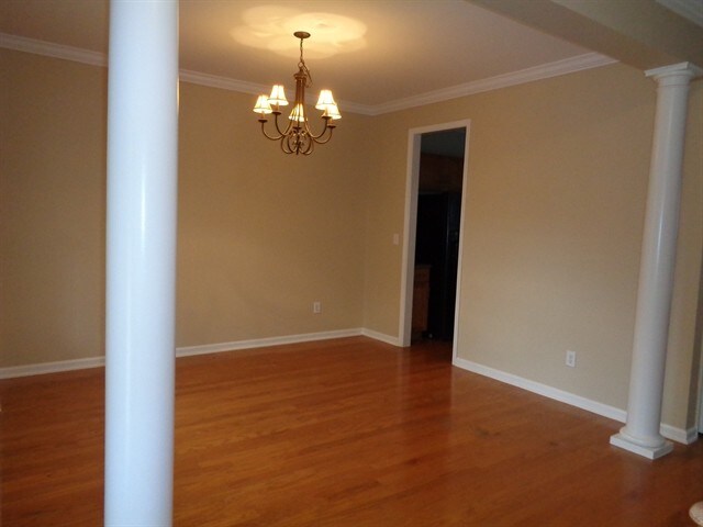 Photo - 100 Pearson Pl