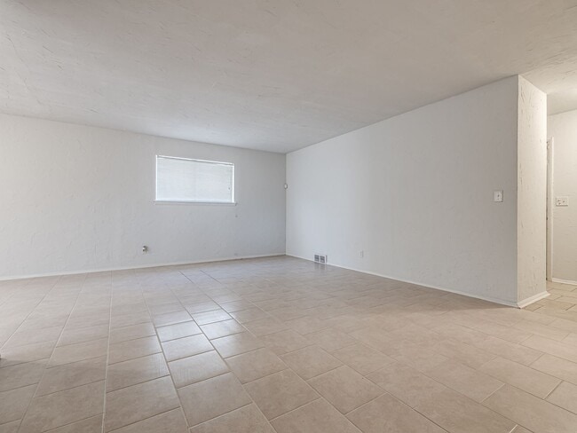 Photo - Updated in NE OKC for rent! Minutes to Broadway Extension/235 and Downtown!