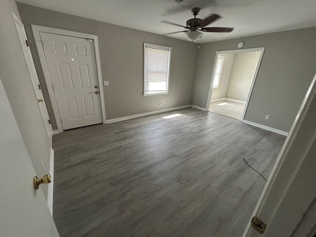 3904 Anwood Dr