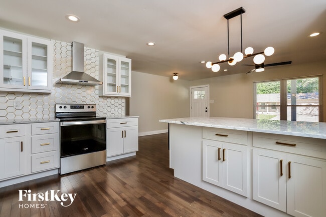 Photo - 119 Bramblewood Dr