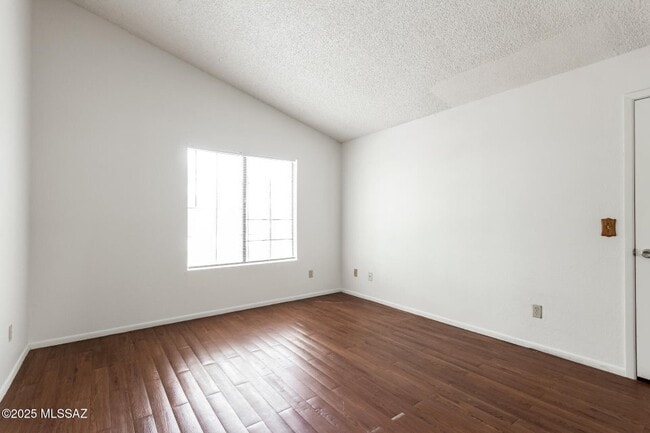 Photo - 1698 W Park Wood Ln