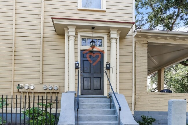 57 Bull St