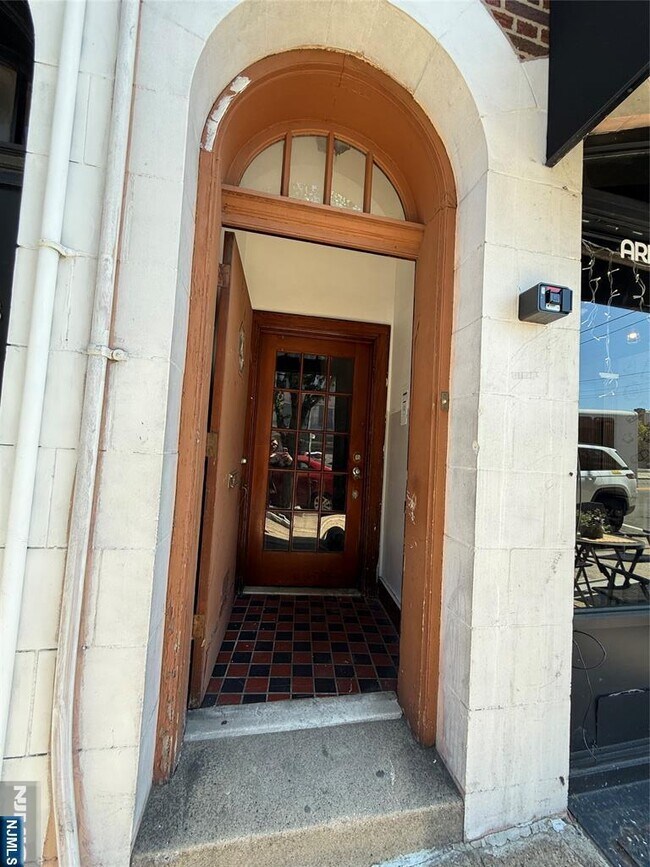 Photo - 516 Anderson Ave
