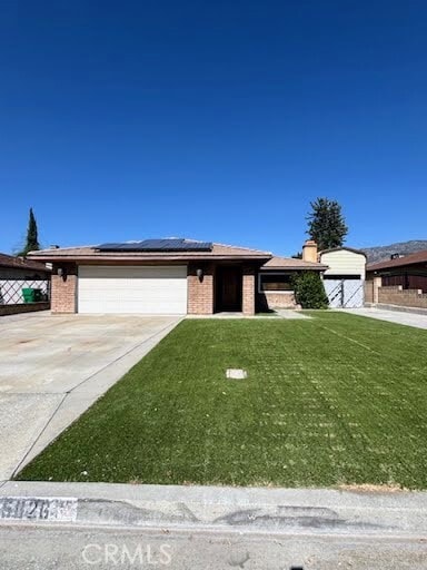 Photo - 45826 Bentley St