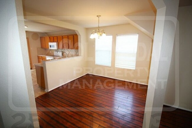 Photo - 505 Perseus Dr