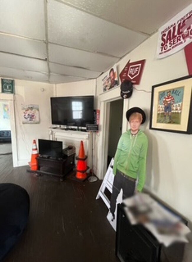 Photo - 5 BR / 2 BA House Near Bryan Park - Available August 2026!