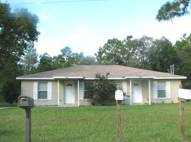 Awesome 2/2 Duplex in Citrus Springs!!! - Awesome 2/2 Duplex in Citrus Springs!!! Casa