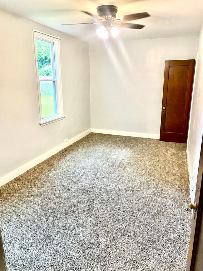 Photo - 60 Bridgeman St Unit 2