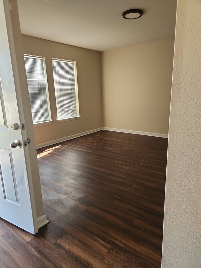 Photo - 5457 McClelland Dr