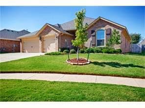 4 bedroom/3 Car Garage Home in Edmond Scho... - 4 bedroom/3 Car Garage Home in Edmond Scho...