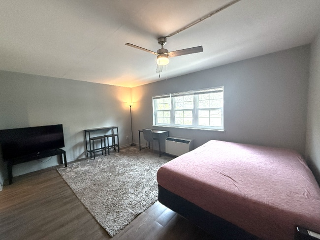 Photo - 6850 Blue Heron Blvd Unidad 606