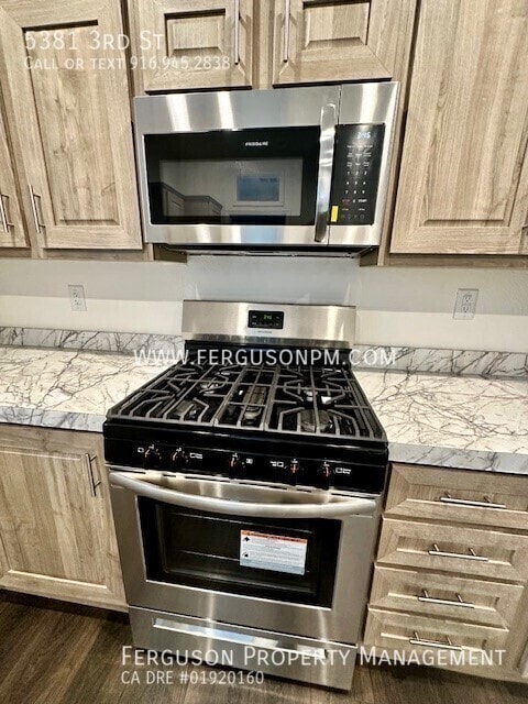 Photo - 5381 3rd St