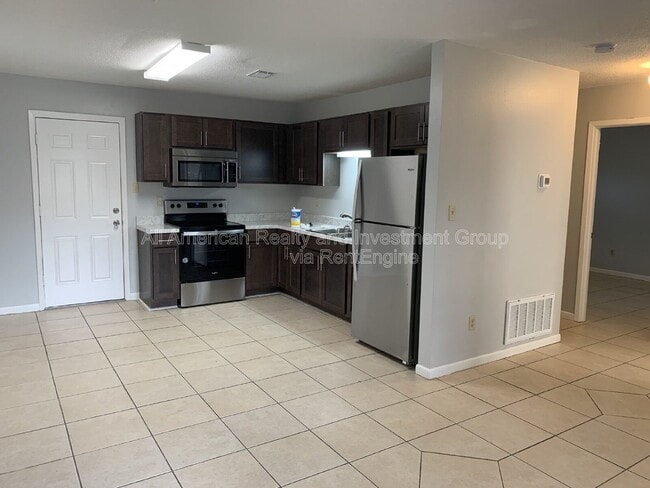 Photo - 935 Tanager Rd Unit C