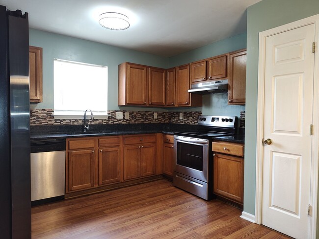 Photo - 5226 Beam Lake Dr