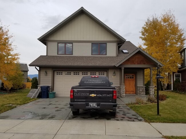 Photo - 856 Rogers Wy House