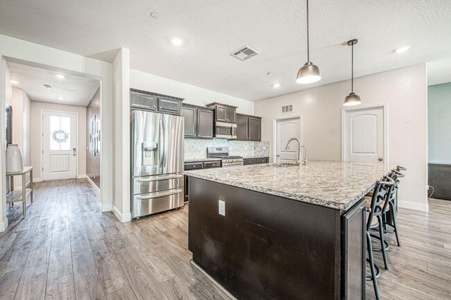 Photo - Newly Built 3/2 Lennar In Rivertsone