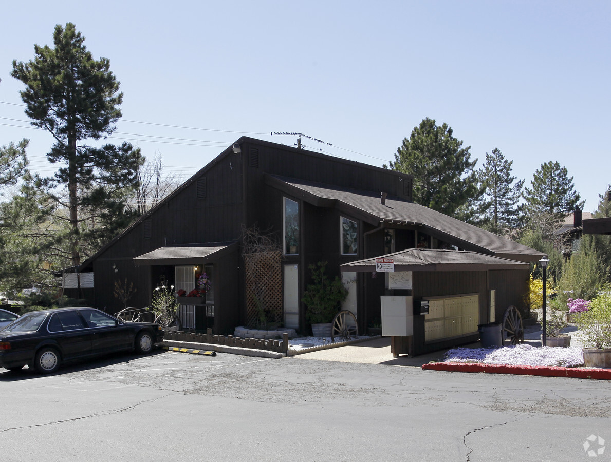 Westwood Apartments - Westwood Apartments