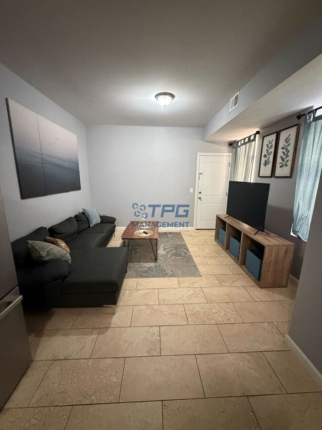 Photo - 142 Ripley Pl Unit 2