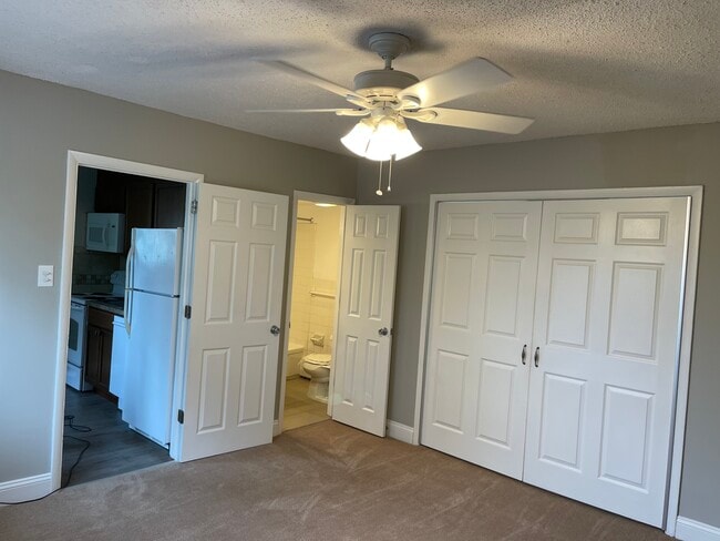 Bedroom [Actual unit may vary]