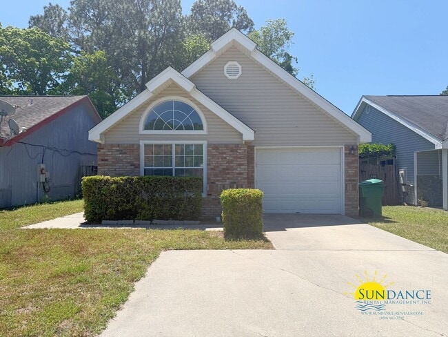 Building Photo - Nice 3 Bedroom Home Close to Eglin and Hurlburt Field AFB!