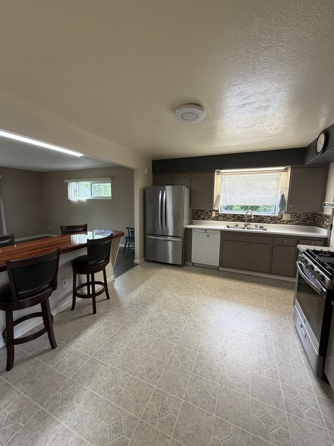 Photo - 2409 Pomo Ct