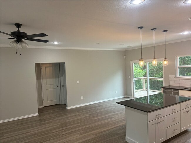 Photo - 19 Boreland Ln