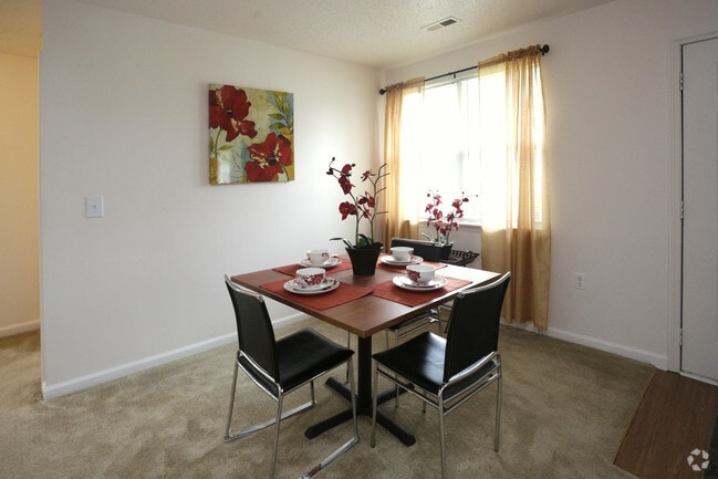 Photo - Cottages at Greensboro