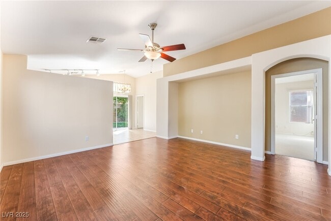 Photo - 5001 Light Springs Ave