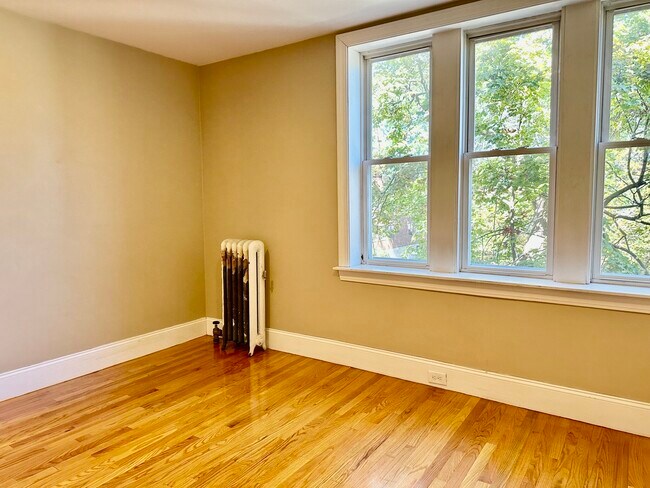 Photo - 74 Egmont St Unidad 3