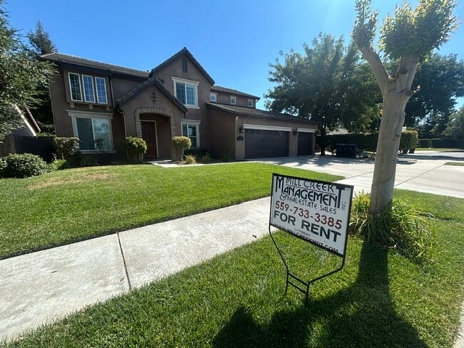 Photo - 2 Story house in Cul-De-Sac