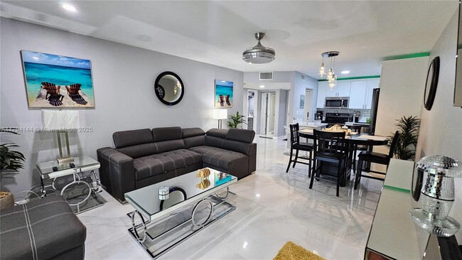 Photo - 5680 SW 3rd Pl Unidad 103 Rental